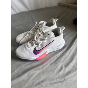 Nike Air Zoom BB NXT size 9 White Hyper Violet Crimson Basketball